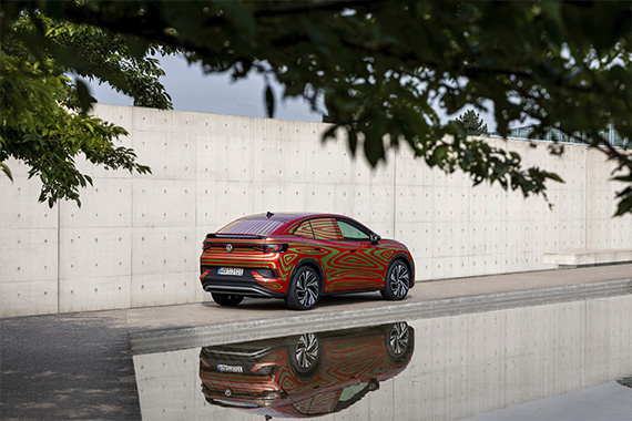 LA ELEGANTE DEPORTIVIDAD SE CONJUGA CON LA EFICIENCIA: VOLKSWAGEN PRESENTÓ EL SUV COUPÉ ID.5 GTX EN EL SALÓN DEL AUTOMÓVIL DE MUNICH