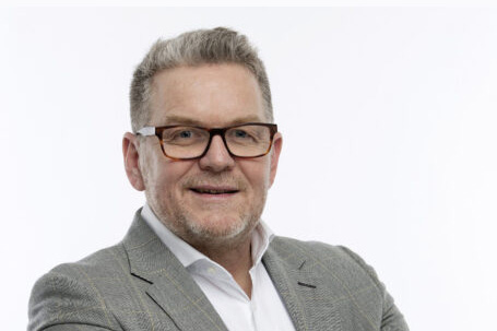 andreas mildt volkswagen la peta y se hace sheriff diseño