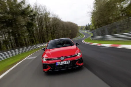 el volkswagen golf GTI edition 50 el volkswagen más potenten lo encotrarás en vasa donostia guipuzcoa